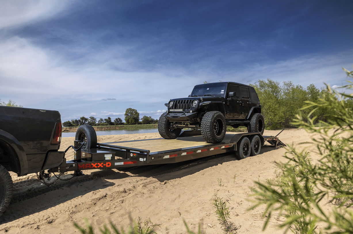 Double D Trailer Parts & Services Offers Equipment Trailers in